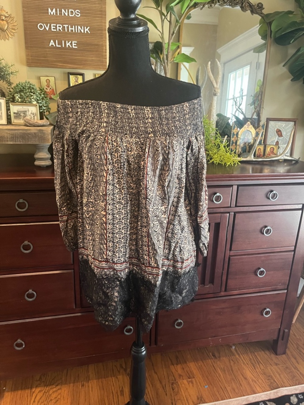 Anthropologie Vanessa Virginia Off-Shoulder Peasant Blouse in Black and Cream